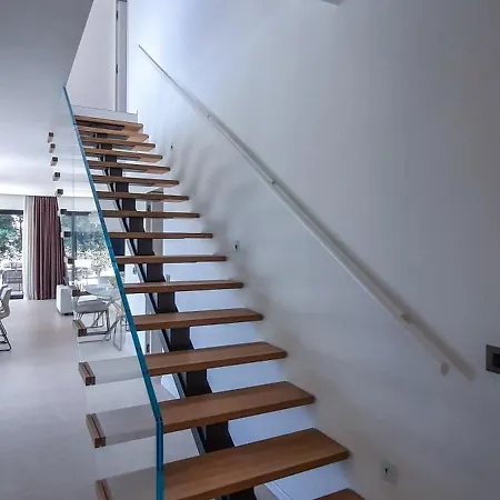 Lux Natura Villa