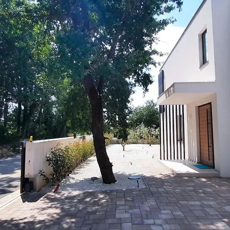 Lux Natura * بوريتش